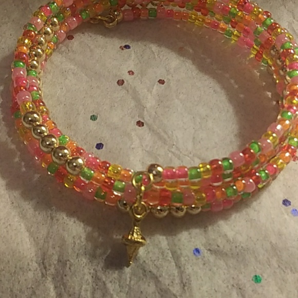 A BUNDLE OF 2 MEMORY WIRE BRACELETS - Picture 6 of 6